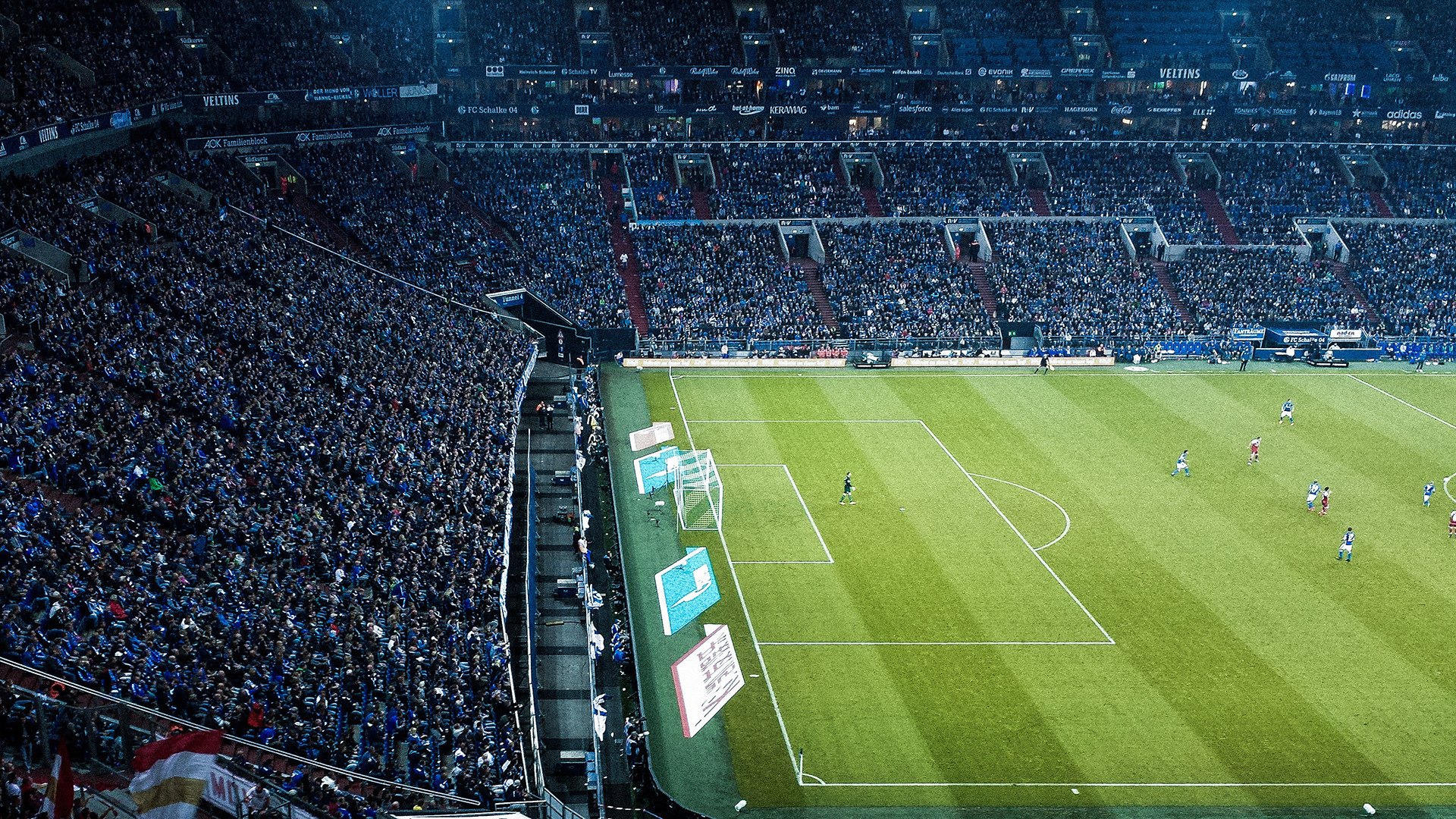 华体会平台-技术支持：赛事方引入AI裁判辅助回放减少争议案例，视频辅助裁判